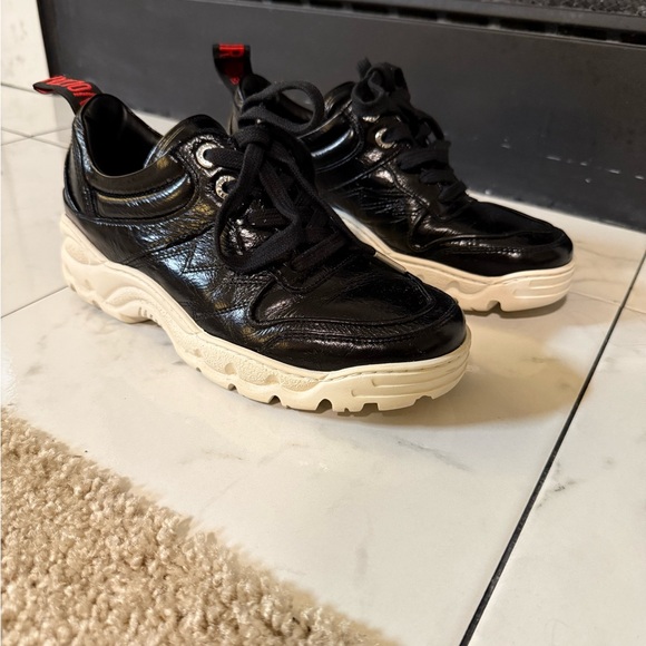 Zadig & Voltaire Black and Cream Sneakers - Picture 5 of 11